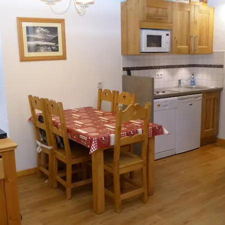 A Proximite Des Pistes Avec Cuisine Equipee, Terrasse Exposee Sud-ouest - Fr-1-356-447 Апартаменты *